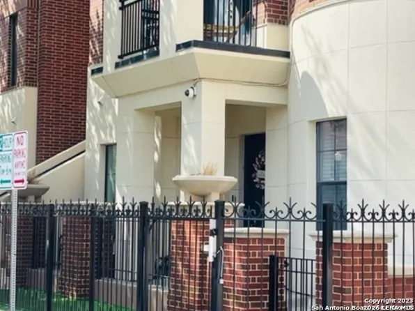 215 CENTER ST #109, San Antonio, TX 78202