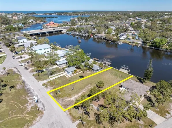 5433 Cotee River Dr, New Port Richey, FL 34652