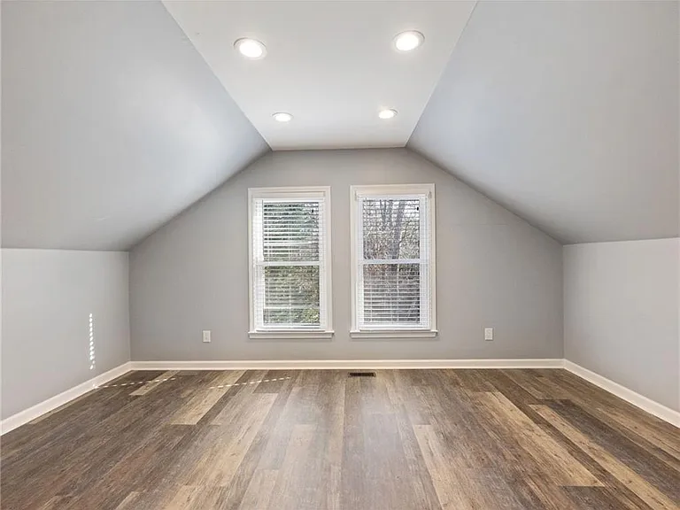 3965 Hamilton View Way — Photo 51