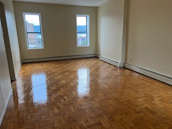 (undisclosed Address), Yonkers, NY 10705