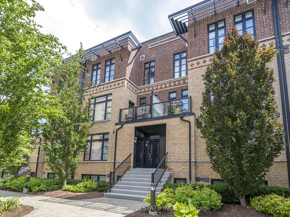 8169 Kipling Ave #28, Vaughan, ON L4L 0G4
