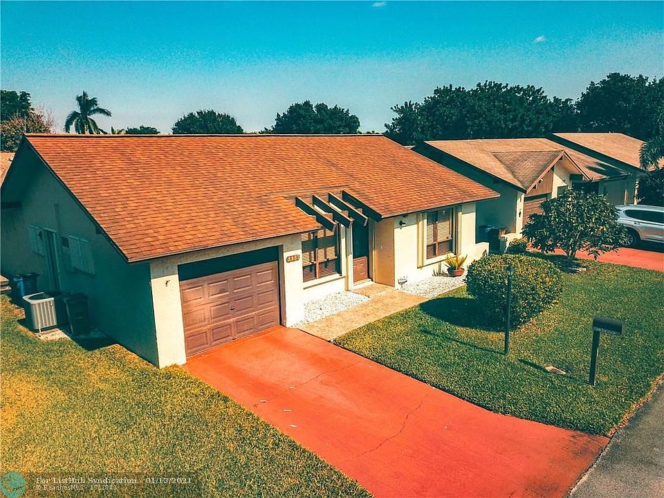 1st image of 2281 SW 17th Dr