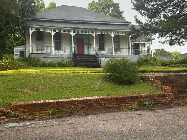2702 11th St, Meridian, MS 39301