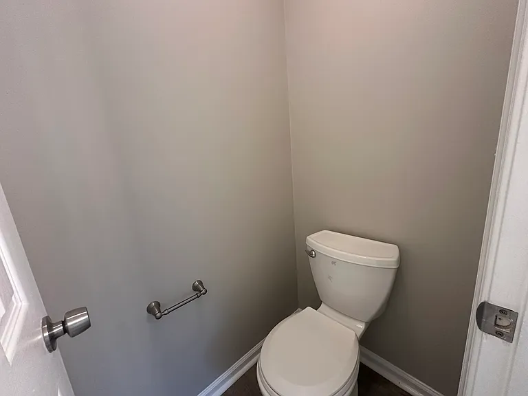 1840 Laurel Oak Ln — Photo 35
