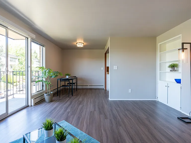 Hamlin Place — Photo 10