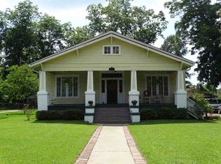 402 S Jackson St, Crystal Springs, MS 39059