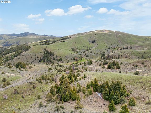 5th image of Clarks Creek Rd