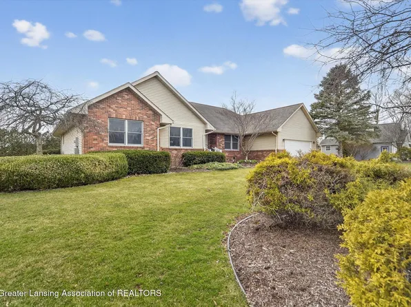 2183 N Burning Tree Cir, Owosso, MI 48867