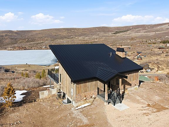 2nd image of 9907 Clubhouse Rd #1042