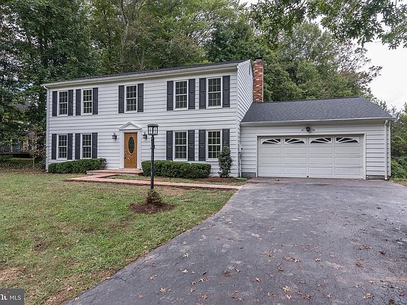 2nd image of 4964 Tall Oaks Dr