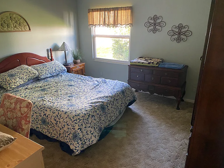 1411 W Schwartz Blvd — Photo 9