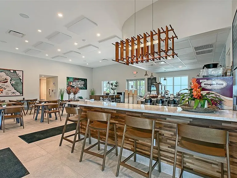 17624 Crescent Moon Loop — Photo 44