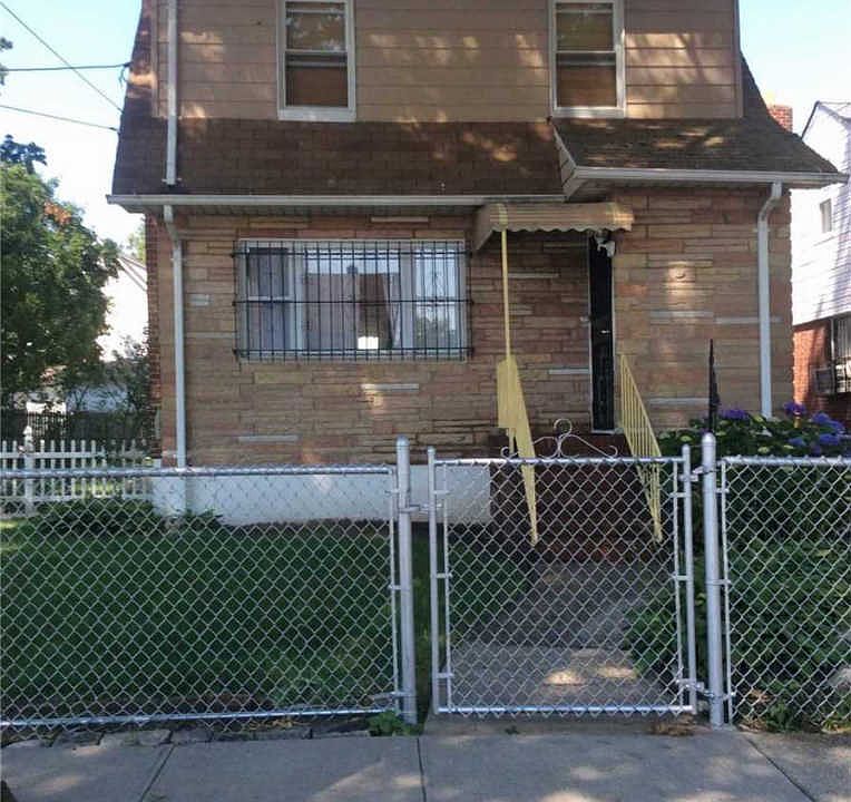 1st image of 11020 215th St