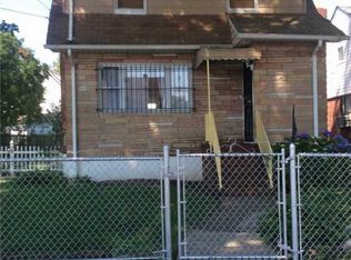 11020 215th St, Queens Village, NY 11429