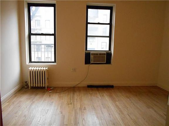 4th image of 214 W 96th St APT 3E