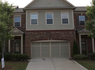 5572 High Point Rd, Sandy Springs, GA 30342