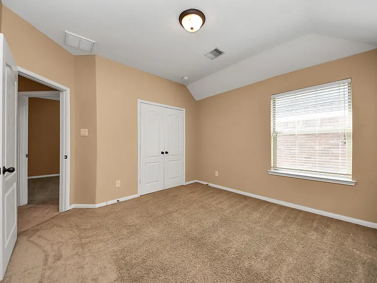 9427 Sapphire Bay Ln — Photo 44