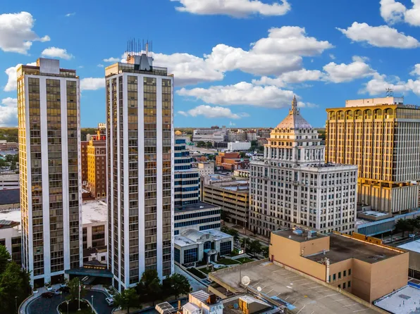 123 SW Jefferson St Unit E5, Peoria, IL 61602