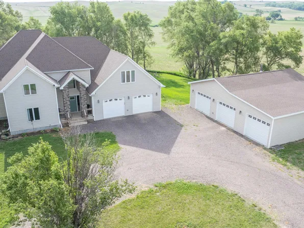 1818 Quimby Ave, Waterbury, NE 68785