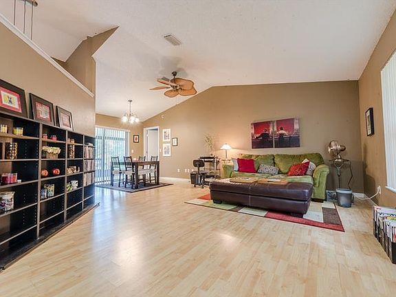 2nd image of 1001 Zachary Ct