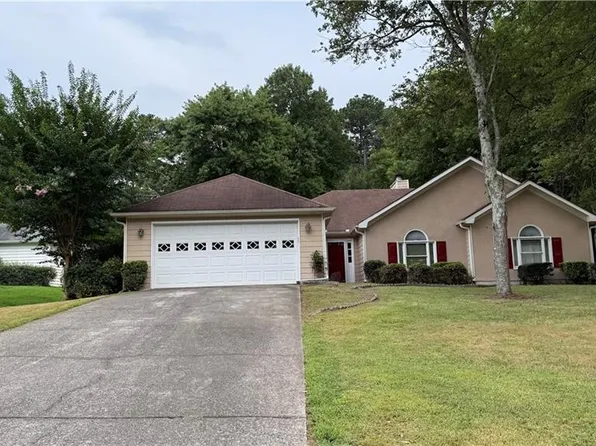 995 Old Spring Way, Sugar Hill, GA 30518