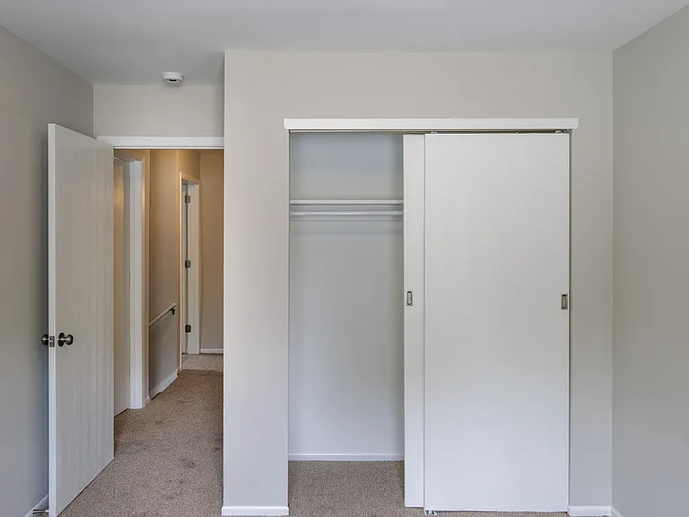 2103 Green Tree Rd #4 — Photo 14