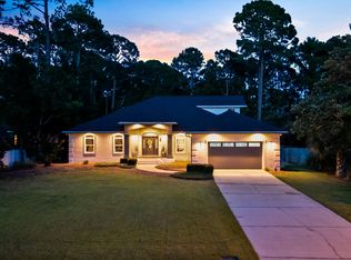 213 Yacht Club Dr, Niceville, FL 32578