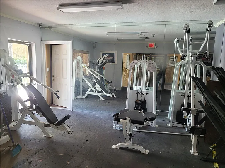 4455 Treehouse Ln #A — Photo 30