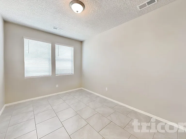 1806 Valle Vista Rd NW — Photo 20