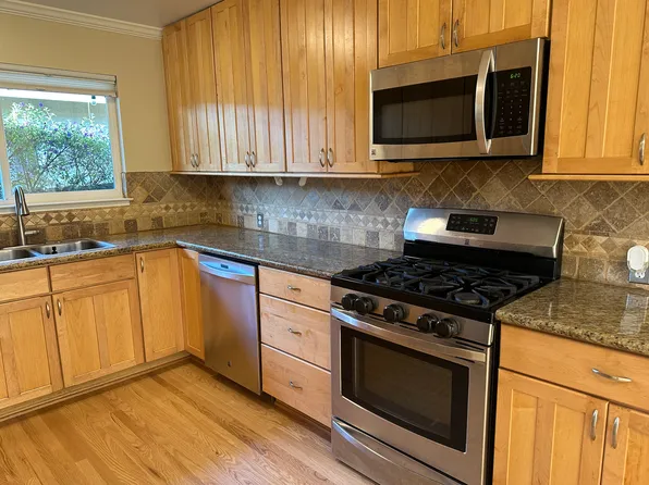 1014 Jones Ct, Redwood City, CA 94063