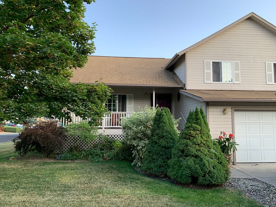 Front of house 