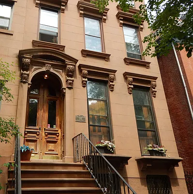 Rented by Realty Collective | media 18