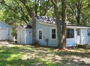 10534 Lake Dr, Mecosta, MI