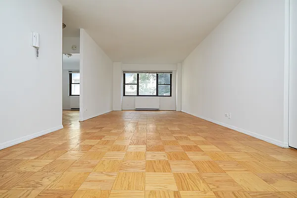 Rented by PocketBroker Inc | media 20