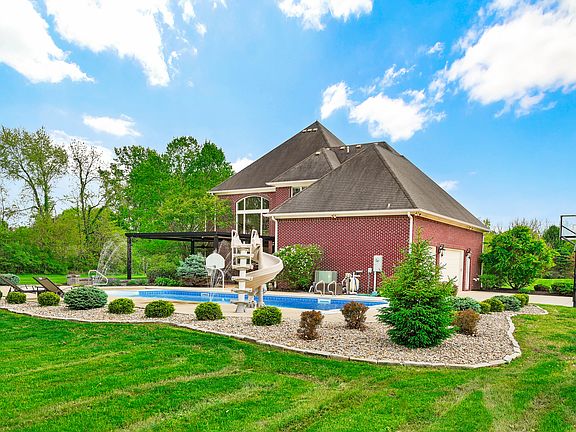 4th image of 10158 Sanctuary Dr