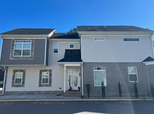 4913 Cavan Ct, Virginia Beach, VA 23462