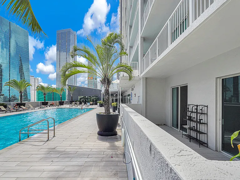 1250 S Miami Ave #812 — Photo 39