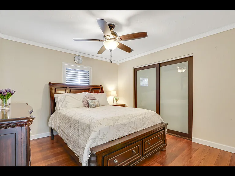 609 Oak Ter — Photo 17