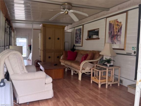 4th image of 34 Jasper DR #34JR