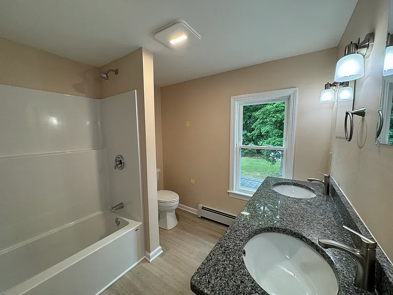 44 N Main St — Photo 14