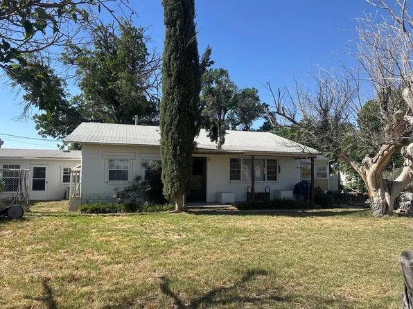 2004 W 3rd St, Monahans, TX 79756