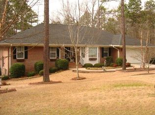 55 Surry Circle Dr N, Pinehurst, NC 28374