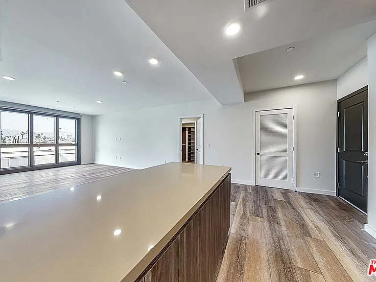 1070 S Bedford St #205 — Photo 8