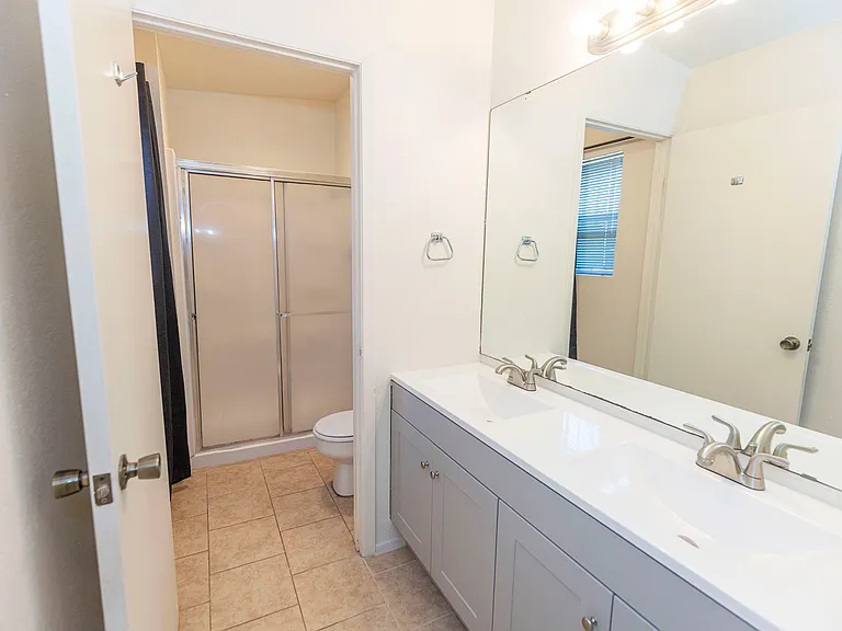3030 Hillrise Dr — Photo 11