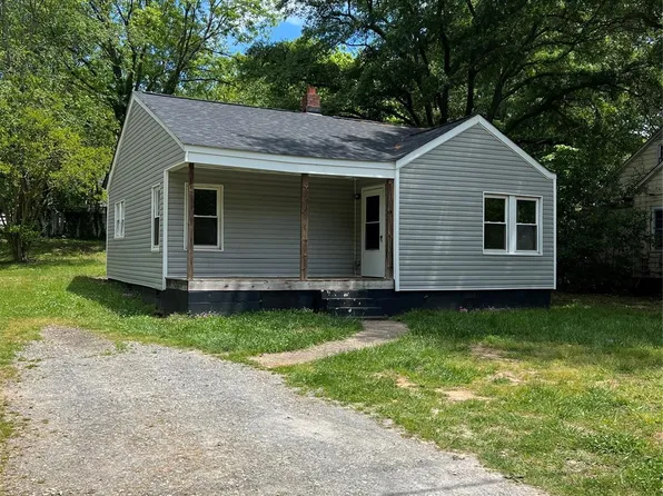 813 Churchill Dr, Shelby, NC 28150