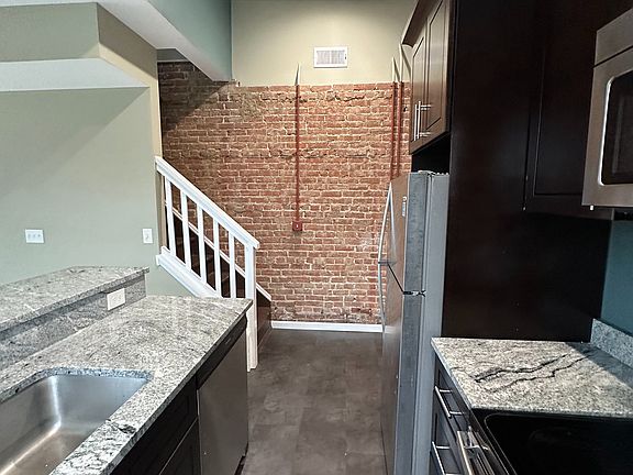 4th image of 7306 Detroit Ave #202