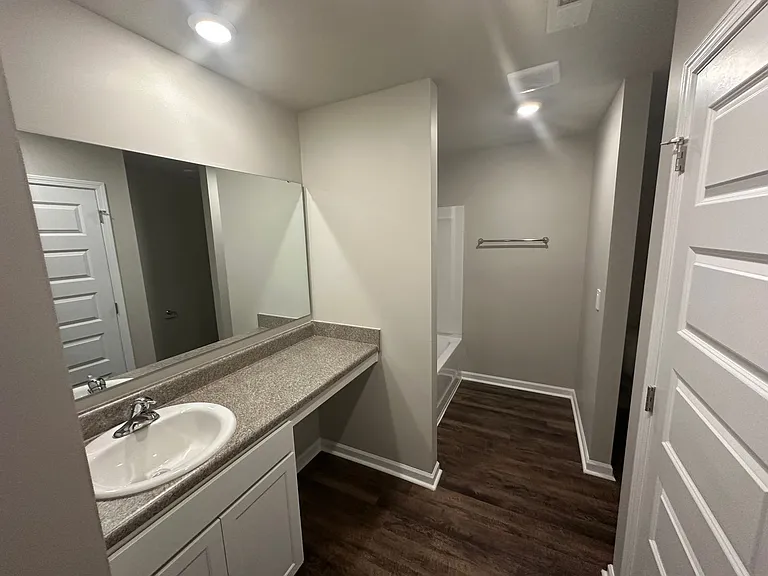 1634 Dryden St SE — Photo 9