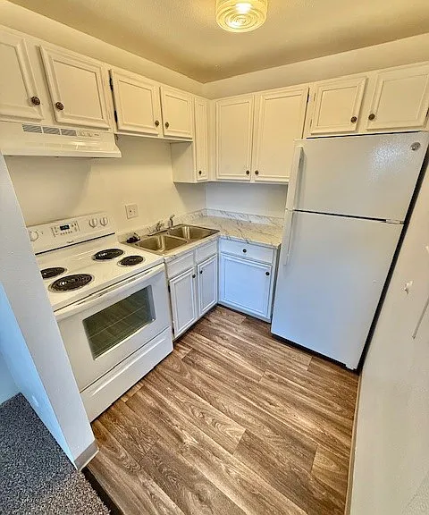 6921 W Louisiana Ave #3B — Photo 4