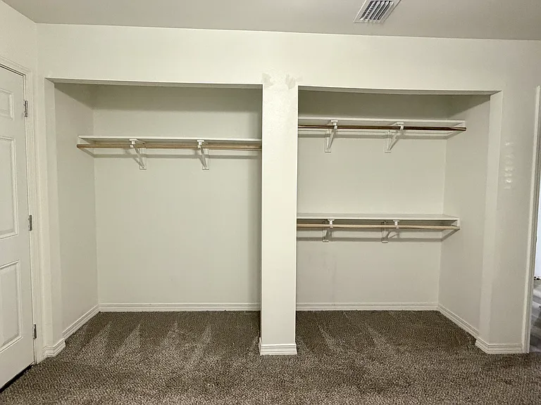 2 Canterberry Cir #A — Photo 9