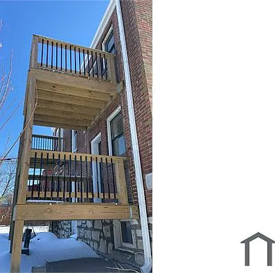 1 bed, 1100 sqft, $1,000 — Photo 4